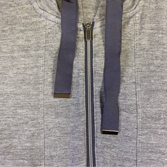 Athleta Lotus Vest Gray Hooded Drawstring Vest - Picture 12 of 14